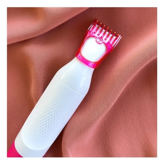 Veet Sensitive Precision Beauty Trimmer Styler - Picture 6 of 6